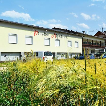 Alpenblick - Modernes Und Grosszuegiges Apartment Villach Dış mekan fotoğraf