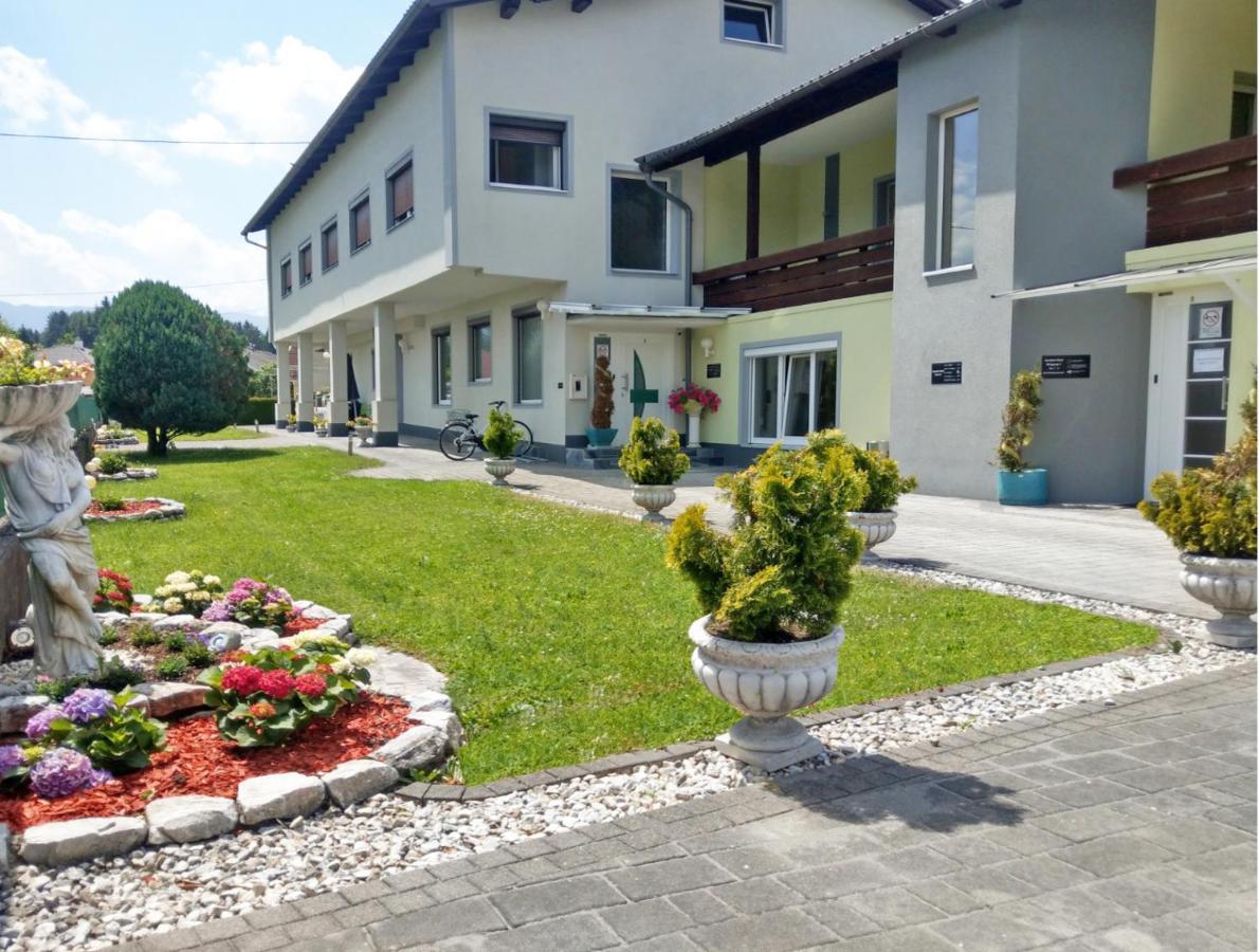 Alpenblick - Modernes Und Grosszuegiges Apartment Villach Dış mekan fotoğraf