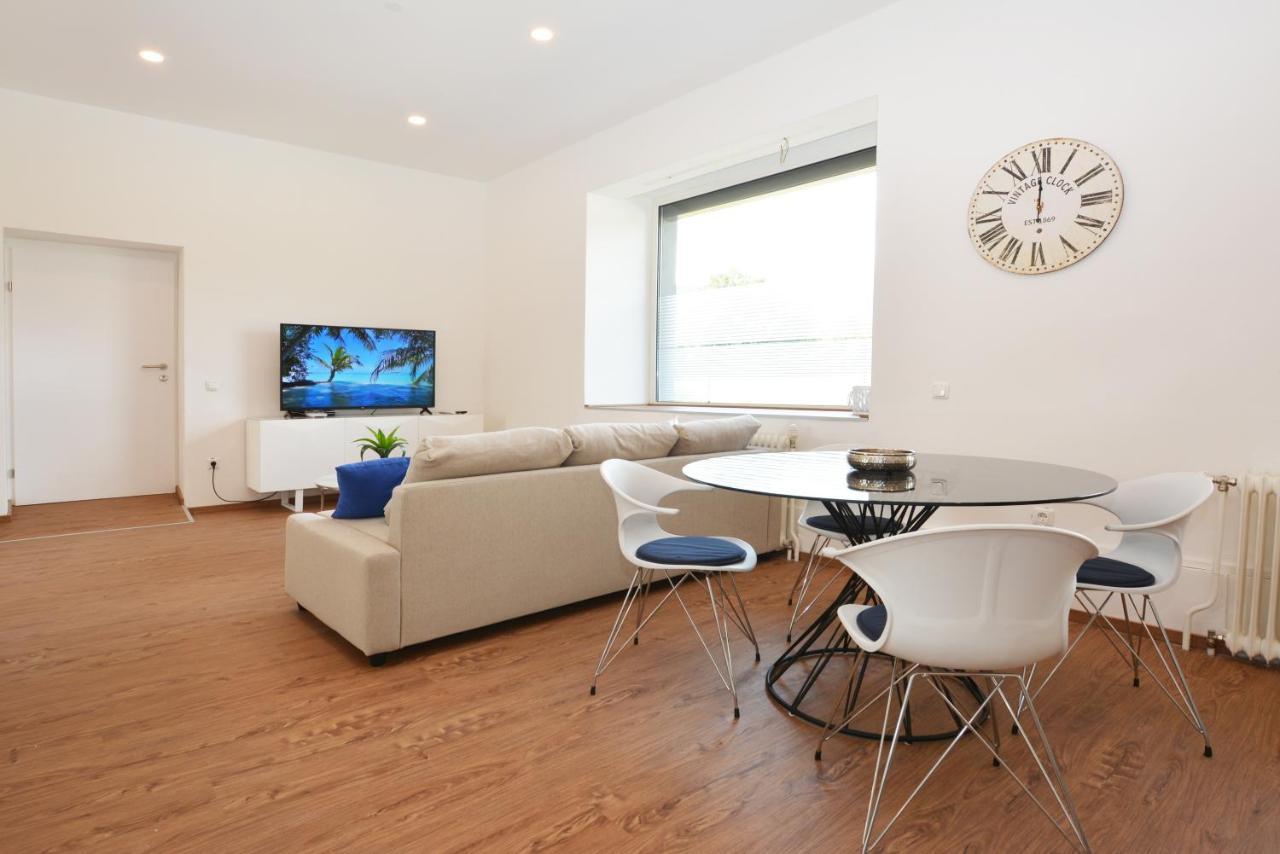 Alpenblick - Modernes Und Grosszuegiges Apartment Villach Dış mekan fotoğraf