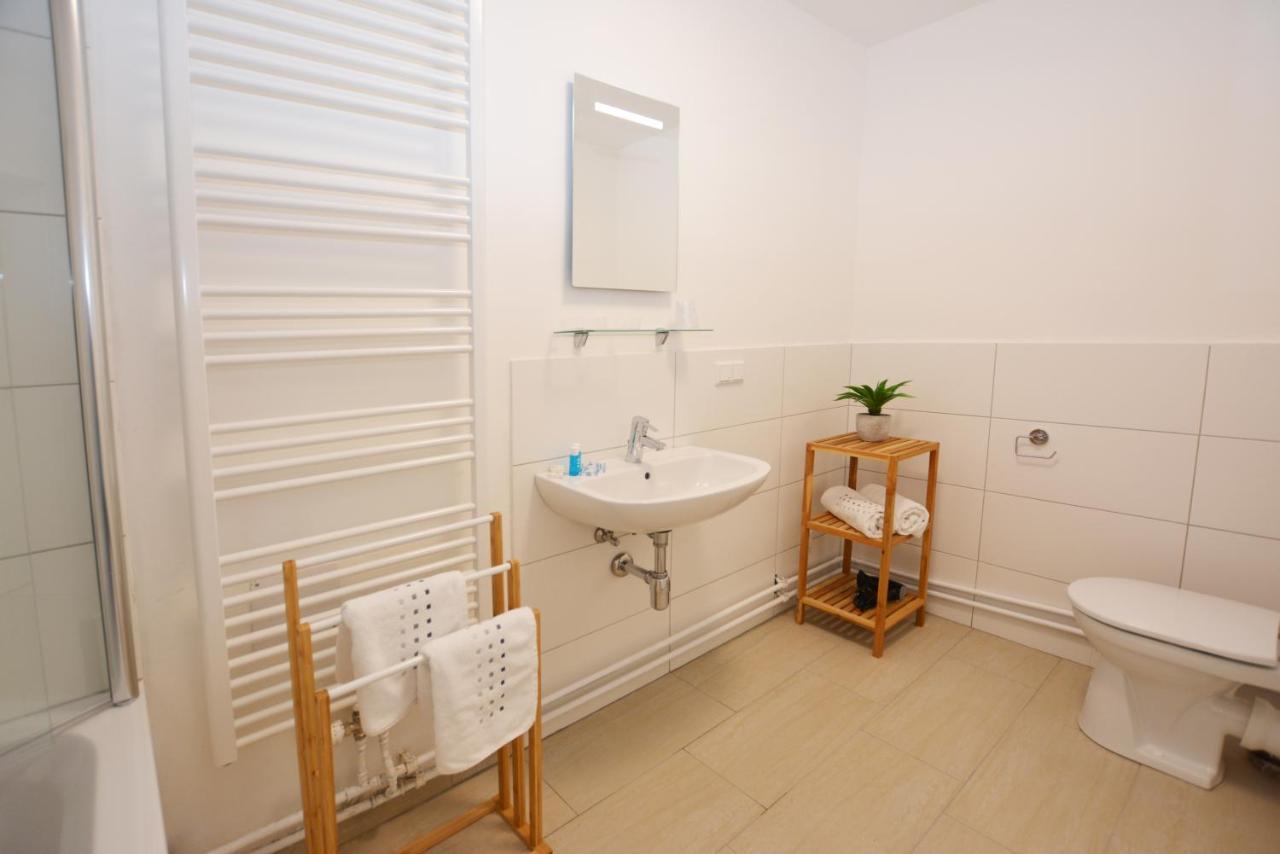 Alpenblick - Modernes Und Grosszuegiges Apartment Villach Dış mekan fotoğraf